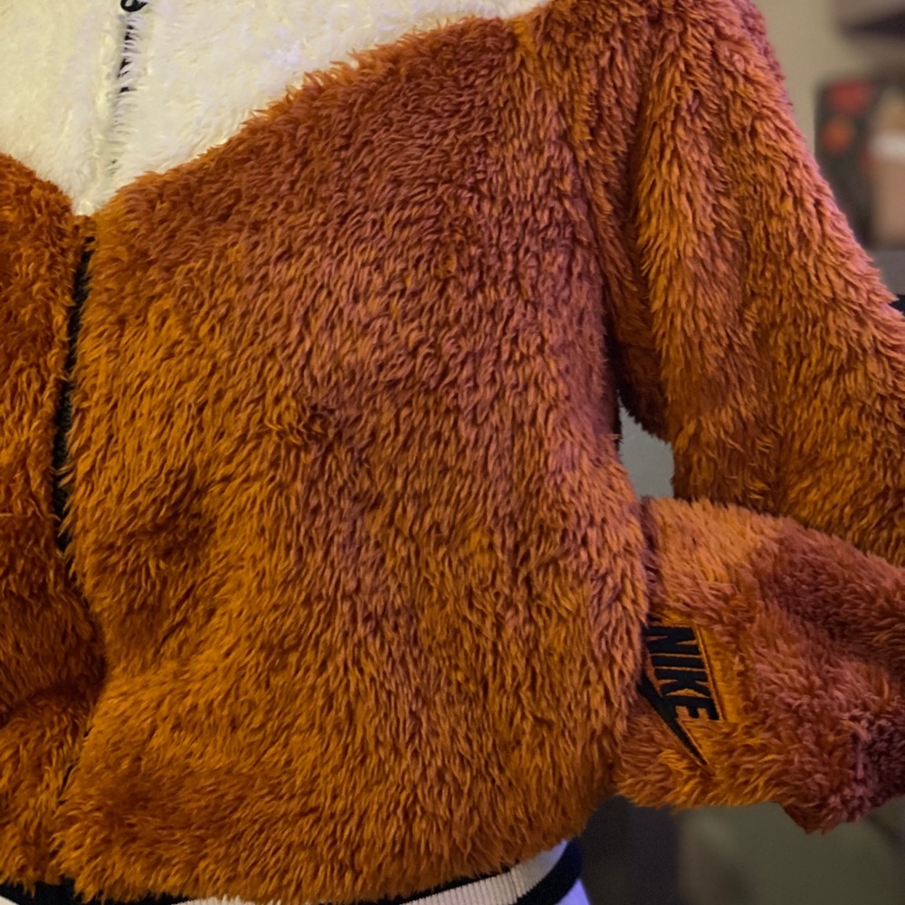 Jacket - Picture 2 of 2